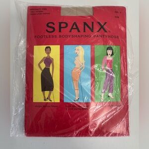 SPANX Nude Footless Bodyshaping Pantyhose